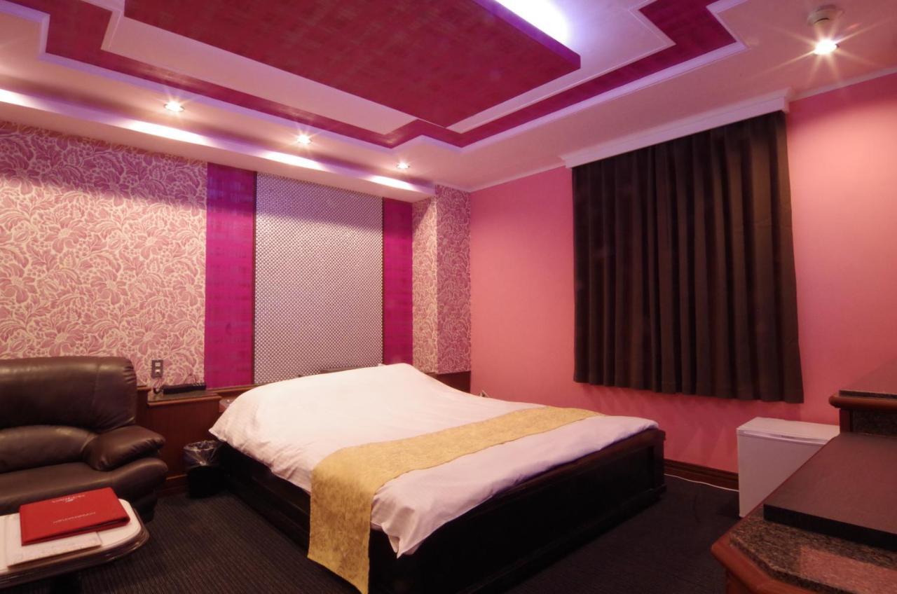Noah Grande (Adults Only) Hotel Osaka Exterior photo